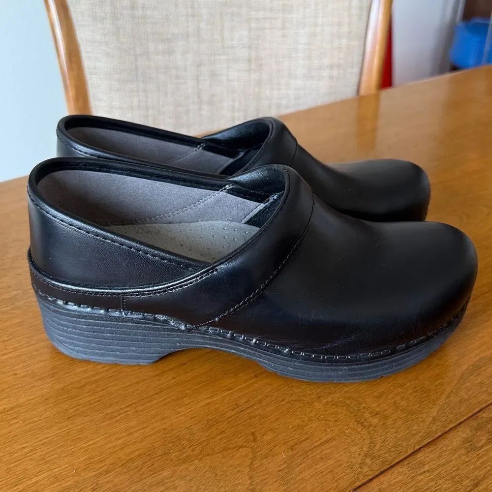 Dansko LT clogs - Picture 2 of 5